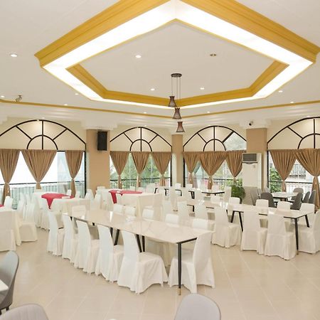 Bohol Plaza Mountain Resort And Restaurant Dauis Esterno foto