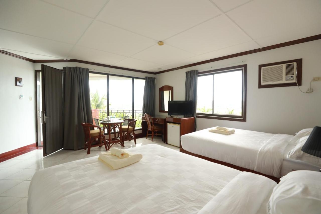 Bohol Plaza Mountain Resort And Restaurant Dauis Esterno foto